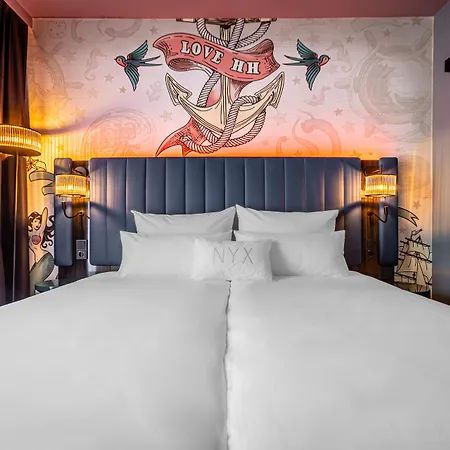 Nyx Hotel Hamburg-3